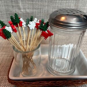 St Nicholas Christmas Theme Party Pick Fine Motor Transfer Idlewild Montessori